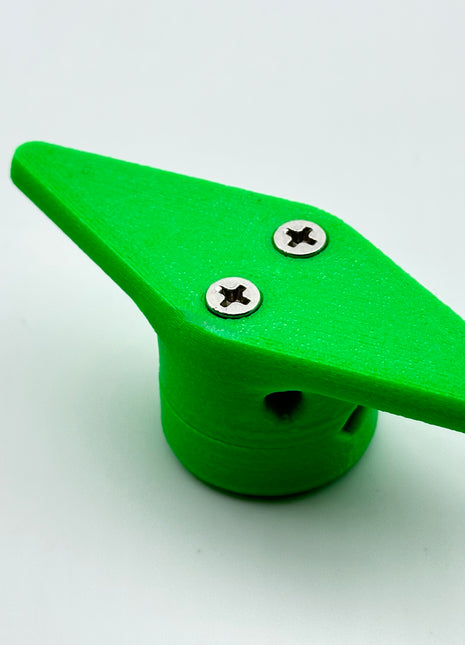 Flag Cleat