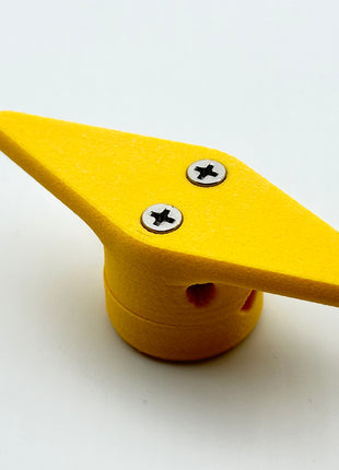 Flag Cleat